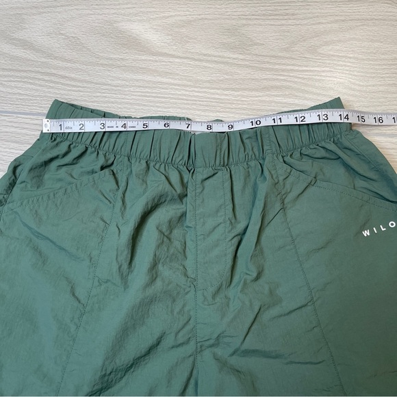 Wilo The Label Anthropologie Green Nylon Parachute Cargo Pants Women’s size M - Picture 9 of 13